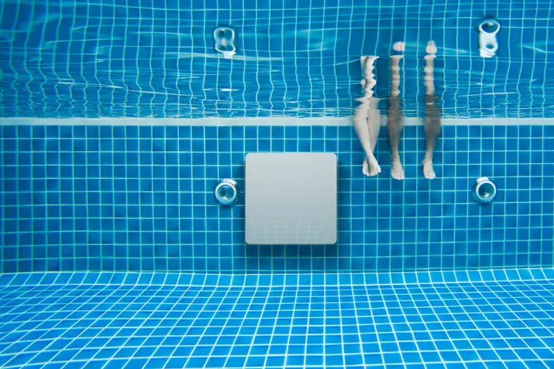 Vergelijking met andere infrarood panelen | zwembad | infraroodwarmtepaneel.nl